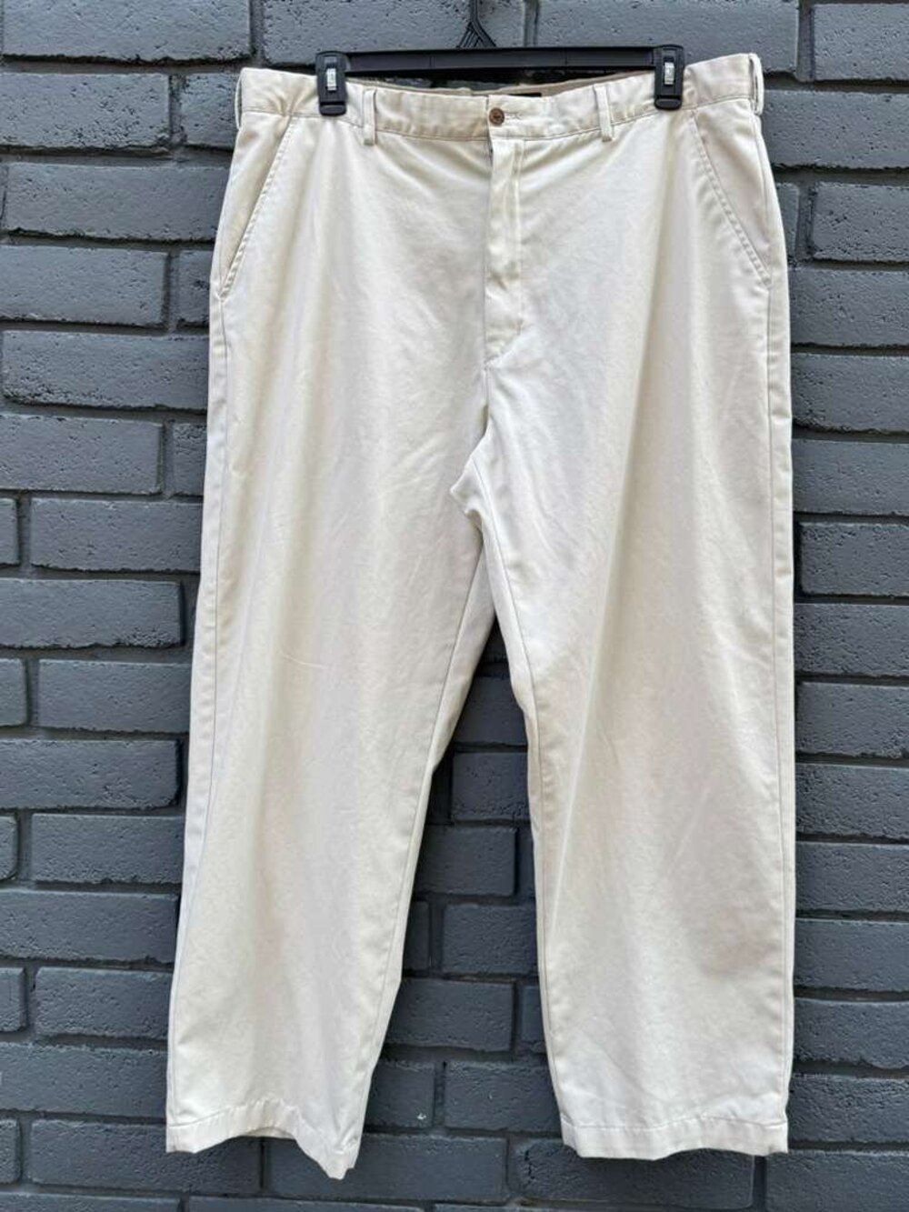 Chaps Mens 40x30 Beige Straight Fit Flat Front Casual Khaki Chino Pants Office